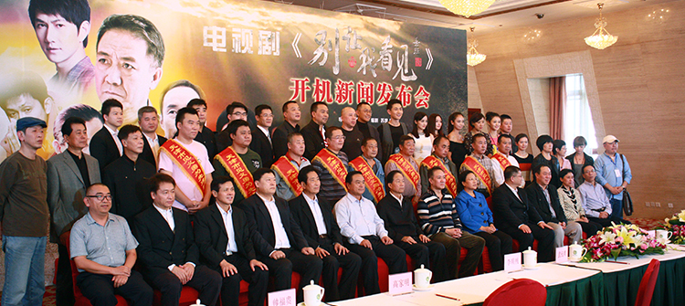 11月，雷諾表鼎力贊助電視劇《別讓我看見》，為見義勇為吶喊。